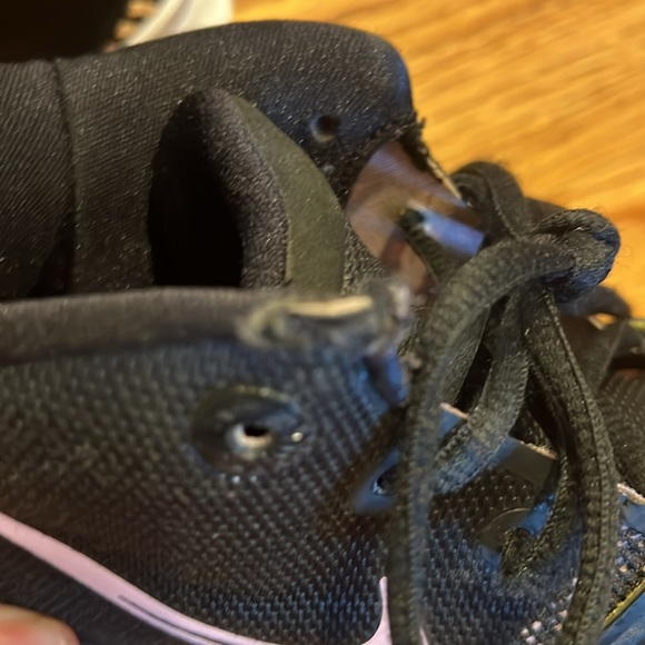 Nike Kyrie black lace basketball sneakers - Picture 5 of 10